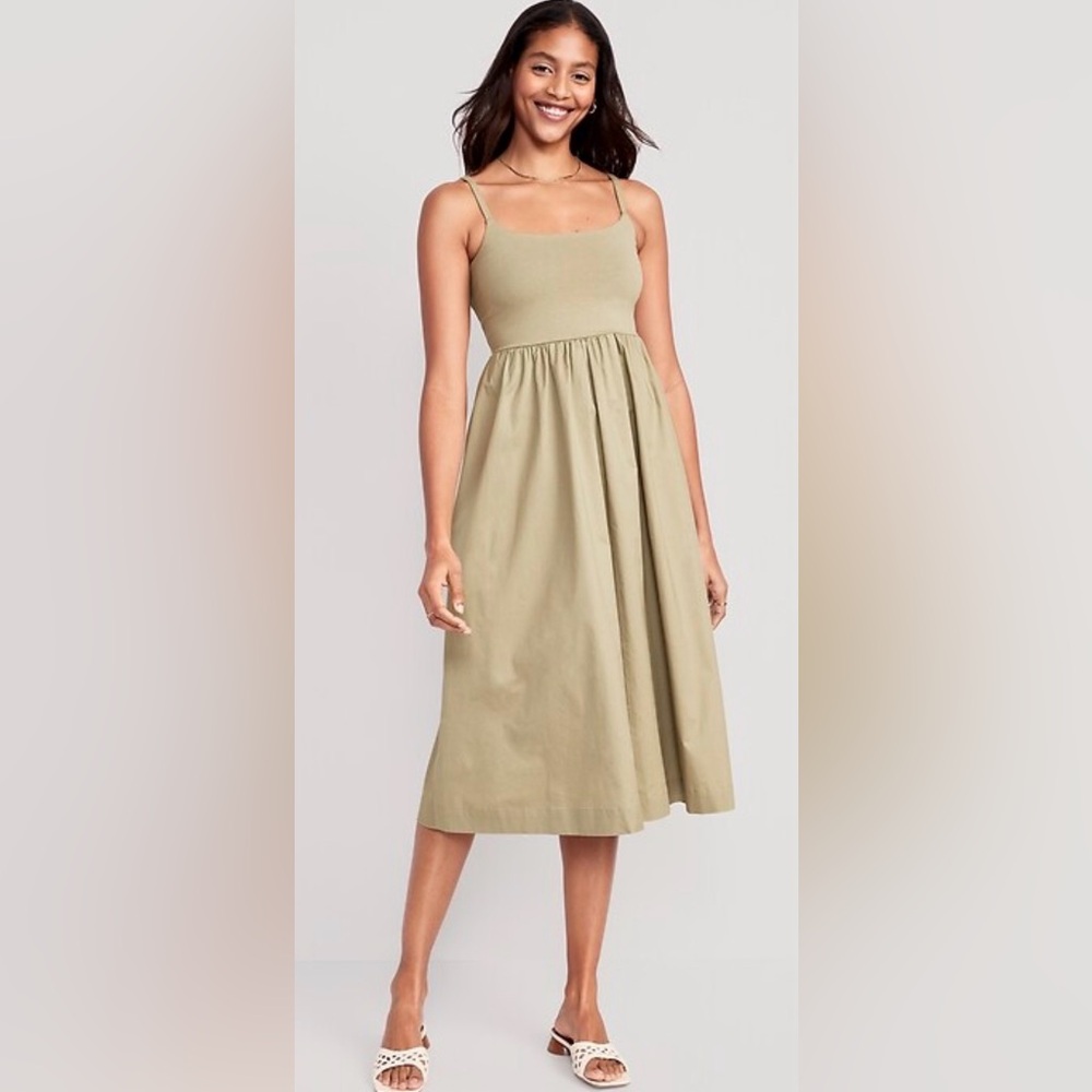 Old Navy Women's XS Tan Fit & Flare Midi Dress